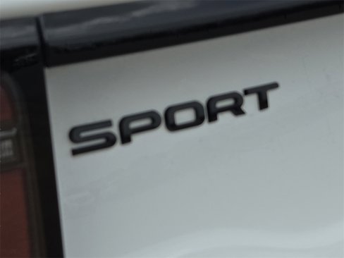 Certified 2025 Land Rover Discovery Sport Dynamic SE image 12