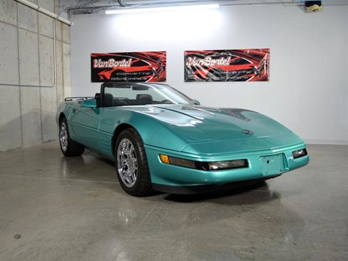 Used 1991 Chevrolet Corvette Convertible image 3