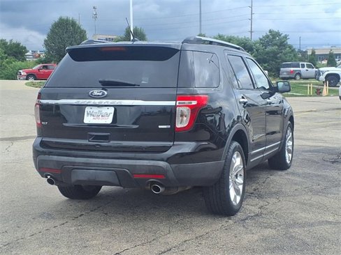 Used 2013 Ford Explorer XLT image 3