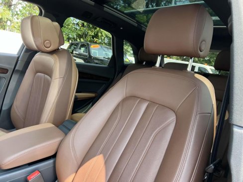 Used 2018 Audi Q5 2.0T Premium Plus w/ Premium Plus Package image 10