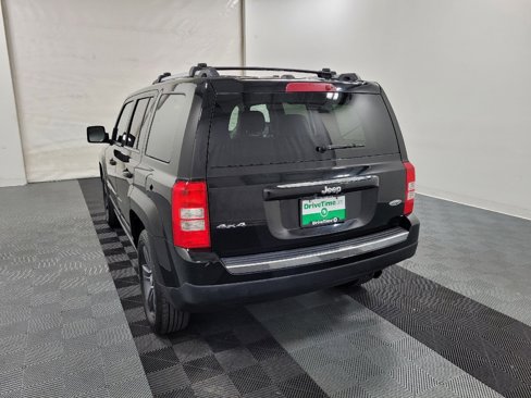 Used 2016 Jeep Patriot High Altitude image 5
