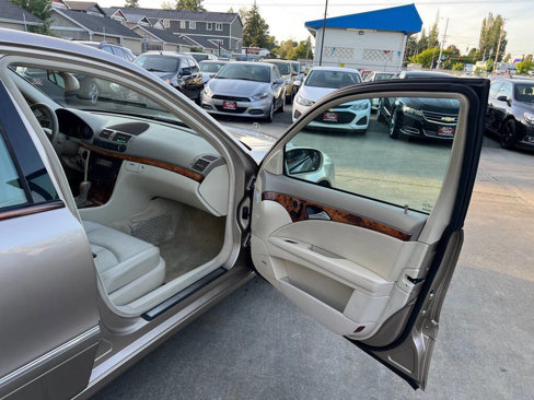 Used 2003 Mercedes-Benz E 320 Sedan image 19