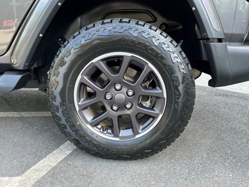 Used 2021 Jeep Wrangler Unlimited Sport image 12