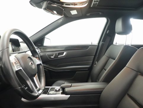 Certified 2016 Mercedes-Benz E 350 4MATIC Sedan image 13