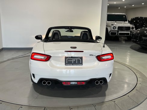 Used 2017 FIAT 124 Spider Abarth image 14