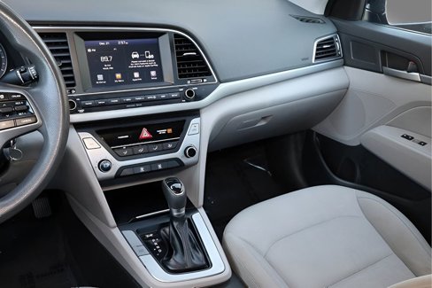 Used 2018 Hyundai Elantra SEL image 18