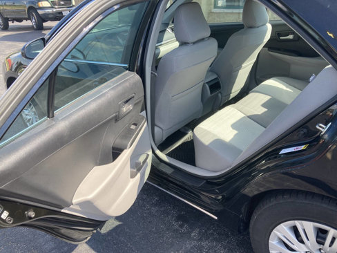 Used 2013 Toyota Camry LE image 18
