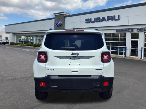Used 2018 Jeep Renegade Latitude w/ Cold Weather Group image 5