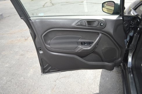 Used 2018 Ford Fiesta SE w/ Equipment Group 201A image 13
