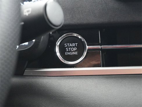 Used 2024 Mitsubishi Outlander SE image 7