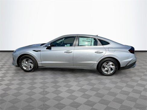 New 2025 Hyundai Sonata SE image 4
