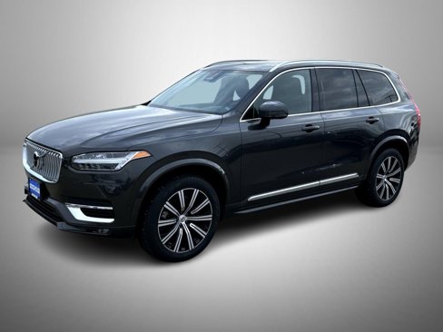 Used 2024 Volvo XC90 B6 Plus image 1