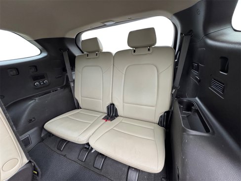 Used 2017 Hyundai Santa Fe Limited image 14