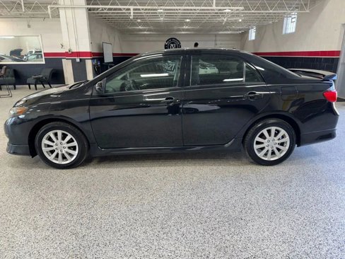Used 2010 Toyota Corolla S image 7