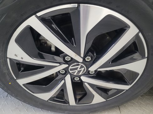 Used 2024 Volkswagen Jetta S image 31