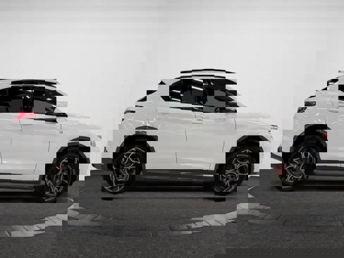 Used 2022 Alfa Romeo Stelvio Ti w/ Active Assist Plus Package image 10
