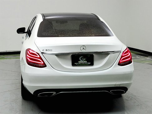 Used 2017 Mercedes-Benz C 300 Sedan image 6