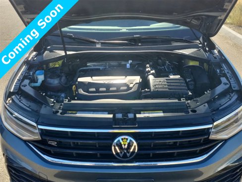 Used 2022 Volkswagen Tiguan SE R-Line image 13