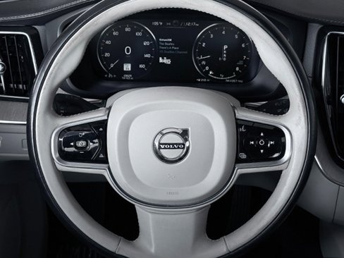 Used 2019 Volvo XC60 T6 Inscription w/ Protection Package Premier image 10