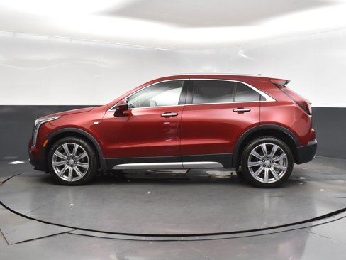 Used 2021 Cadillac XT4 Premium Luxury image 4