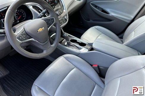 Used 2017 Chevrolet Malibu LT w/ Leather Package image 10