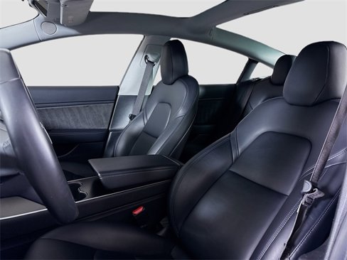 Used 2018 Tesla Model 3 Long Range image 19