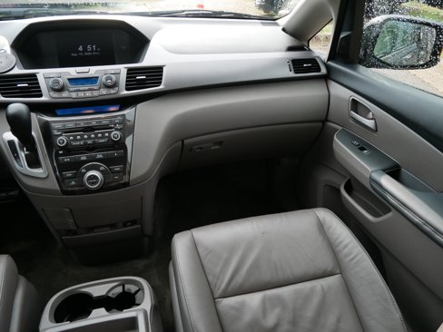 Used 2013 Honda Odyssey Touring image 11