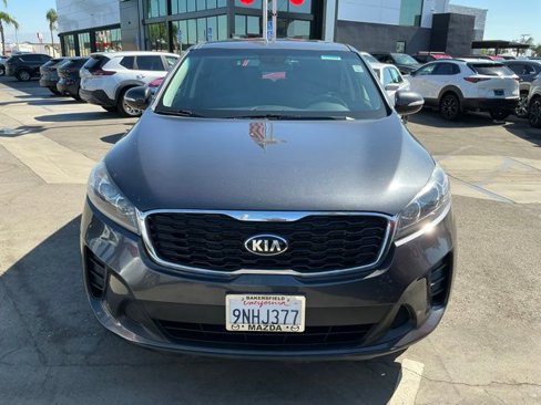 Used 2019 Kia Sorento LX image 2