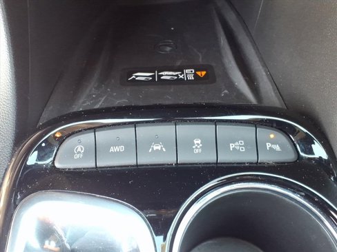 Certified 2020 Buick Encore GX Essence w/ Experience Buick Package image 30