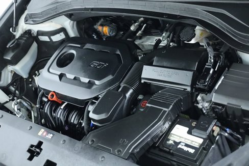 Used 2019 Hyundai Santa Fe SE image 8