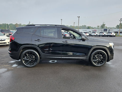 Certified 2023 GMC Terrain SLT w/ Elevation Edition image 7