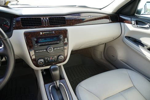 Used 2012 Chevrolet Impala LTZ image 20