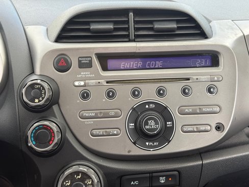 Used 2009 Honda Fit Sport image 17