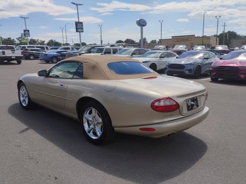 Used 1999 Jaguar XK8 Convertible image 5
