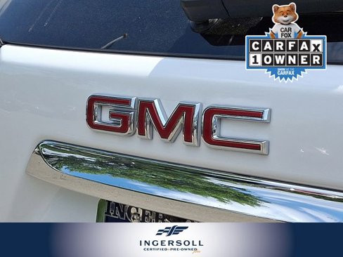 Used 2024 GMC Terrain SLE image 32