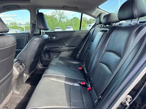 Used 2015 Honda Accord EX-L image 9