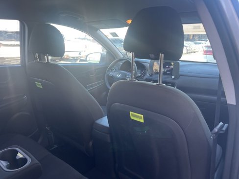 Certified 2022 Hyundai Kona SEL w/ Cargo Package image 19