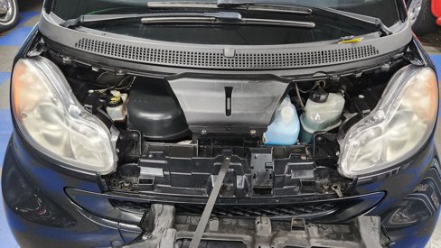 Used 2011 smart fortwo pure image 34
