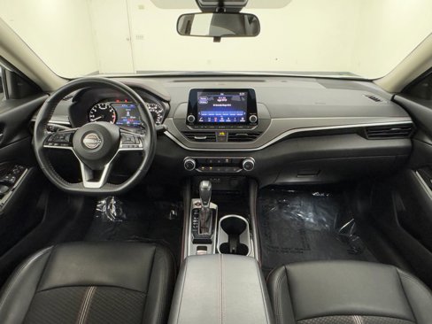 Used 2023 Nissan Altima 2.5 SR image 17