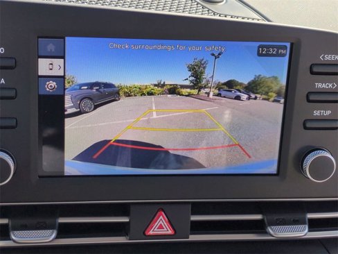 New 2025 Hyundai Elantra SE image 19