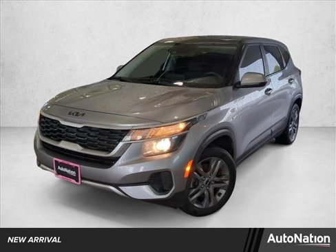 Used 2022 Kia Seltos LX image 1