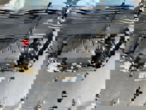 Used 2014 GMC Acadia SLE image 32