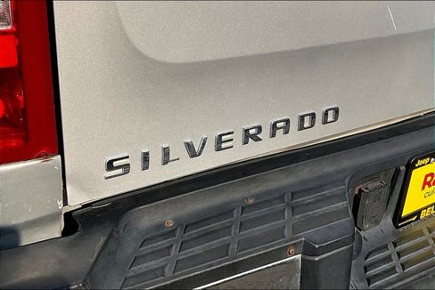 Used 2011 Chevrolet Silverado 2500 LT w/ Interior Plus Package image 23