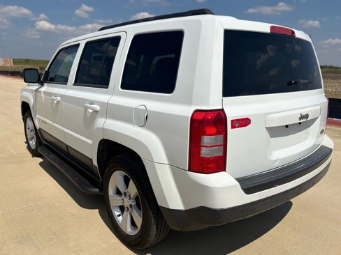 Used 2014 Jeep Patriot Latitude image 8