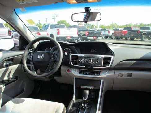 Used 2013 Honda Accord EX image 18