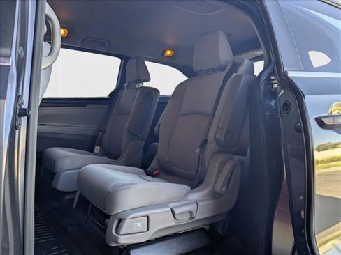 Used 2019 Honda Odyssey LX image 17