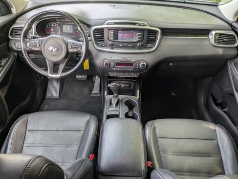 Used 2016 Kia Sorento EX image 11