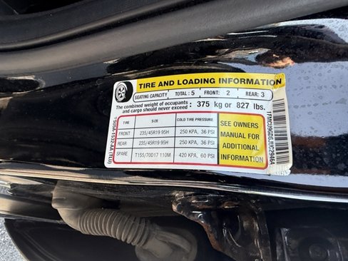 Used 2018 Ford Escape SE w/ SE Sport Appearance Package image 16