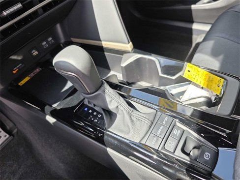 Used 2025 Toyota Camry XSE image 39