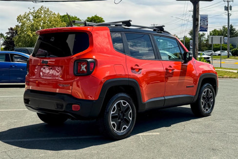 Used 2017 Jeep Renegade Trailhawk image 4